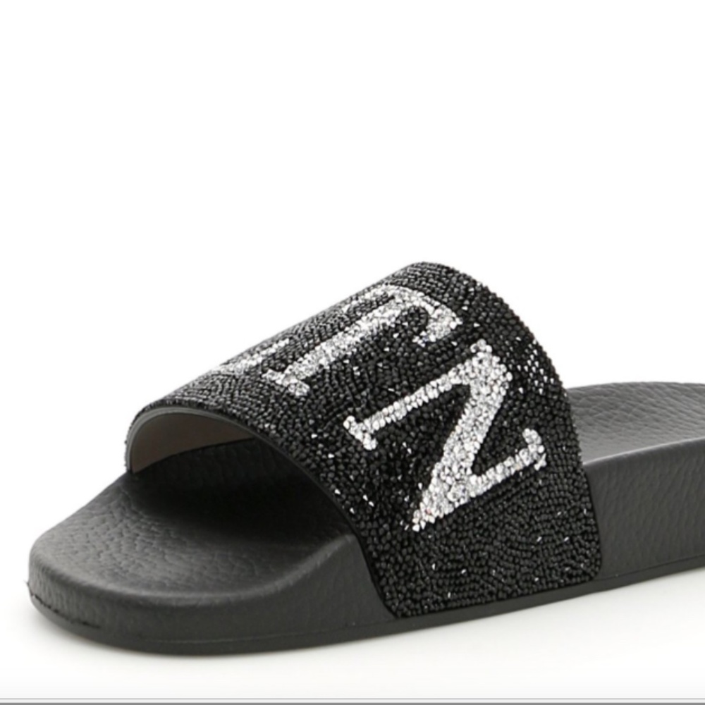 VALENTINO GARAVANI 20mm Swarovski Logo Slide Sandals In Black